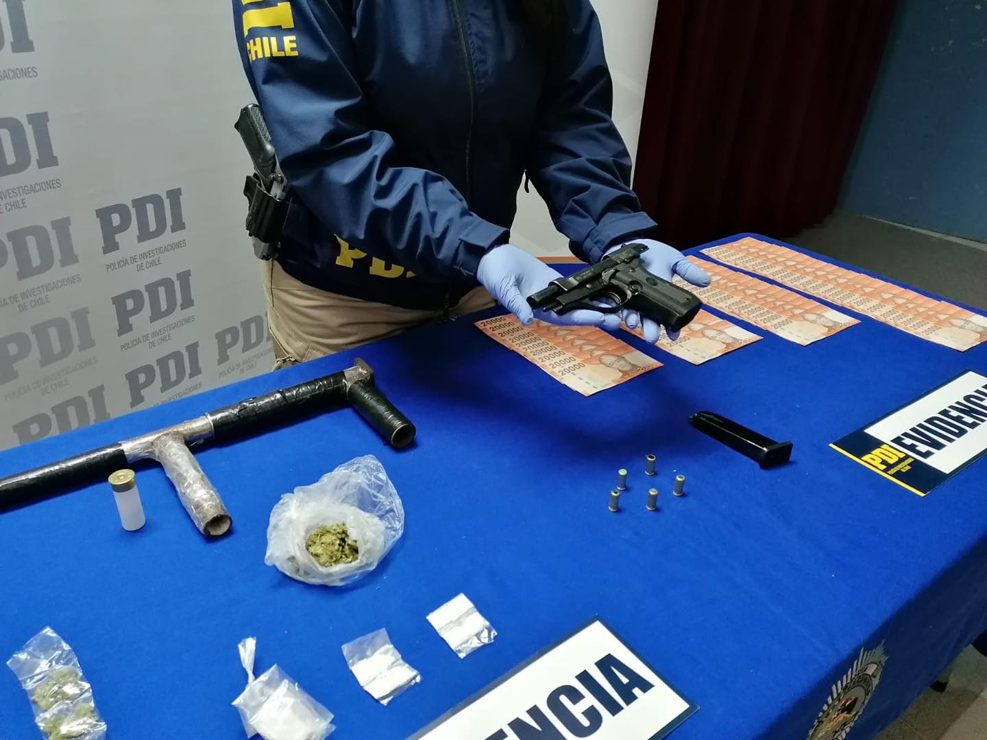 PDI incautó armas drogas y municiones en Caldera Medio digital El